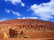 孫悟空が芭蕉扇を借りて火を消したというお話で有名、火焔山