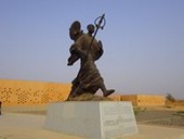 高昌故城の玄奘三蔵像