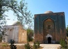 イーニン郊外、トゥグルク・ティムール廟